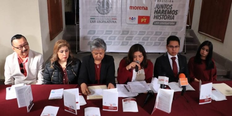Oficial Mayor