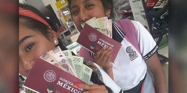 Jóvenes Construyendo el Futuro