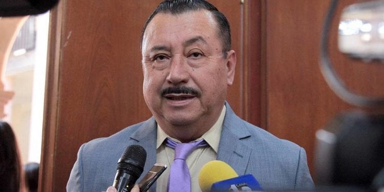 Mario Lárraga