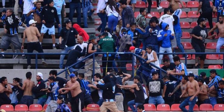 triste y lamentable