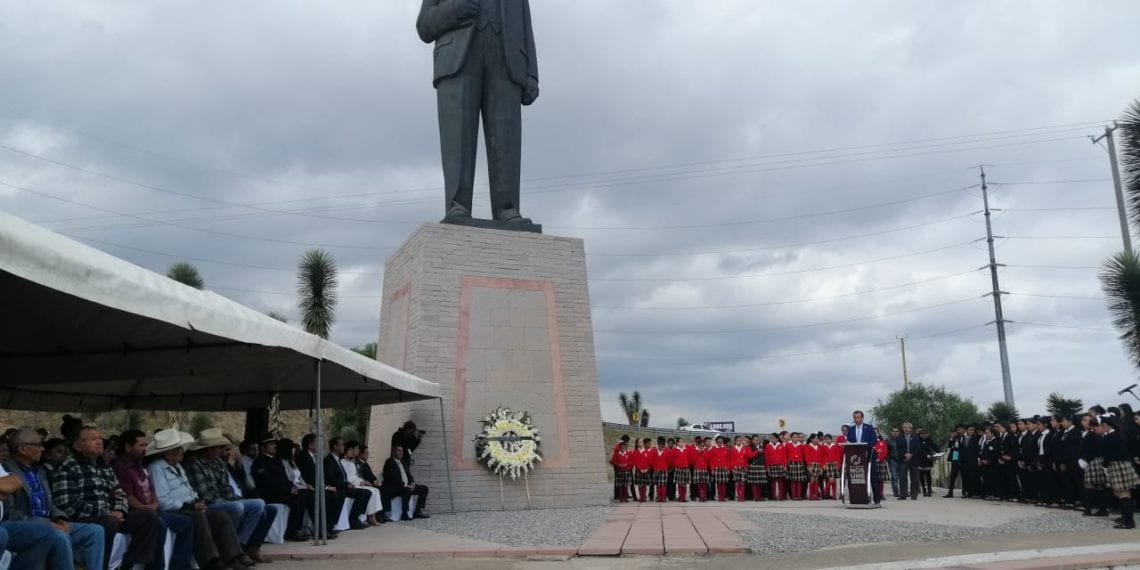 Conmemoran el 62 aniversario luctuoso de Graciano Sánchez Romo en Soledad Conmemoran el 62 aniversario luctuoso de Graciano Sánchez Romo en Soledad