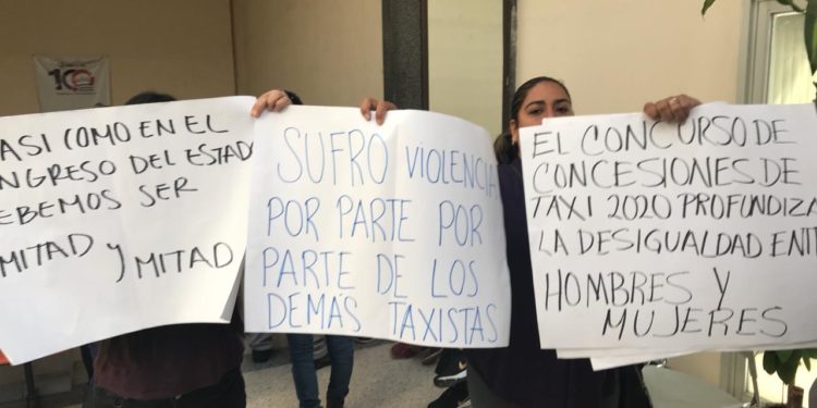 mujeres taxistas