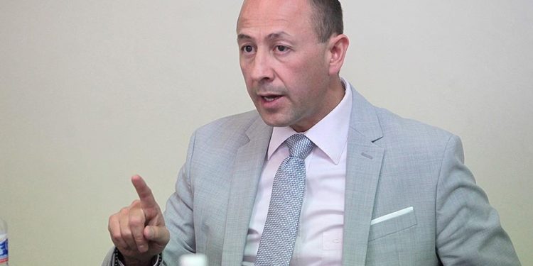 Edgardo Hernández